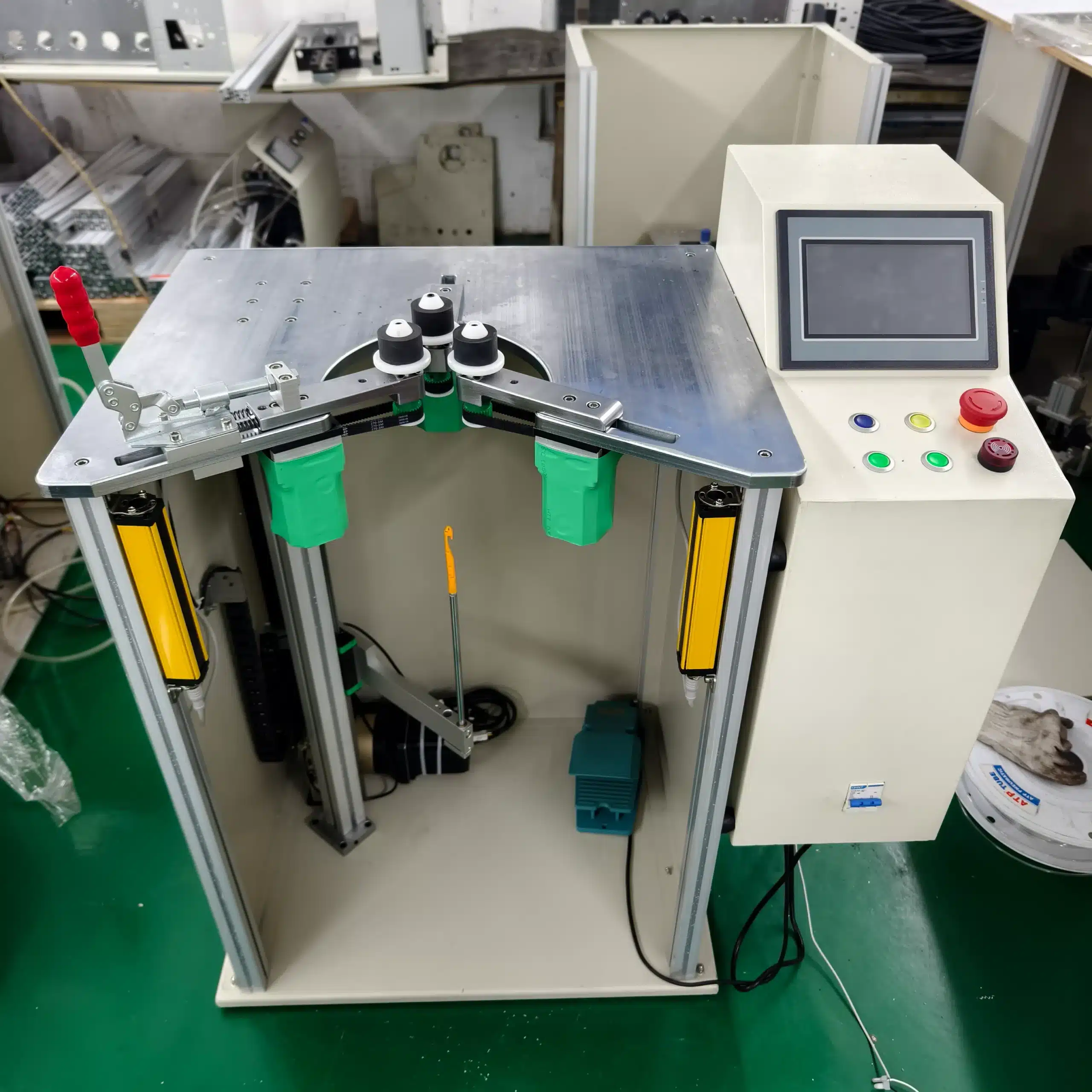 Auto Cornering Hook Needle Copper Wire Winding Machine