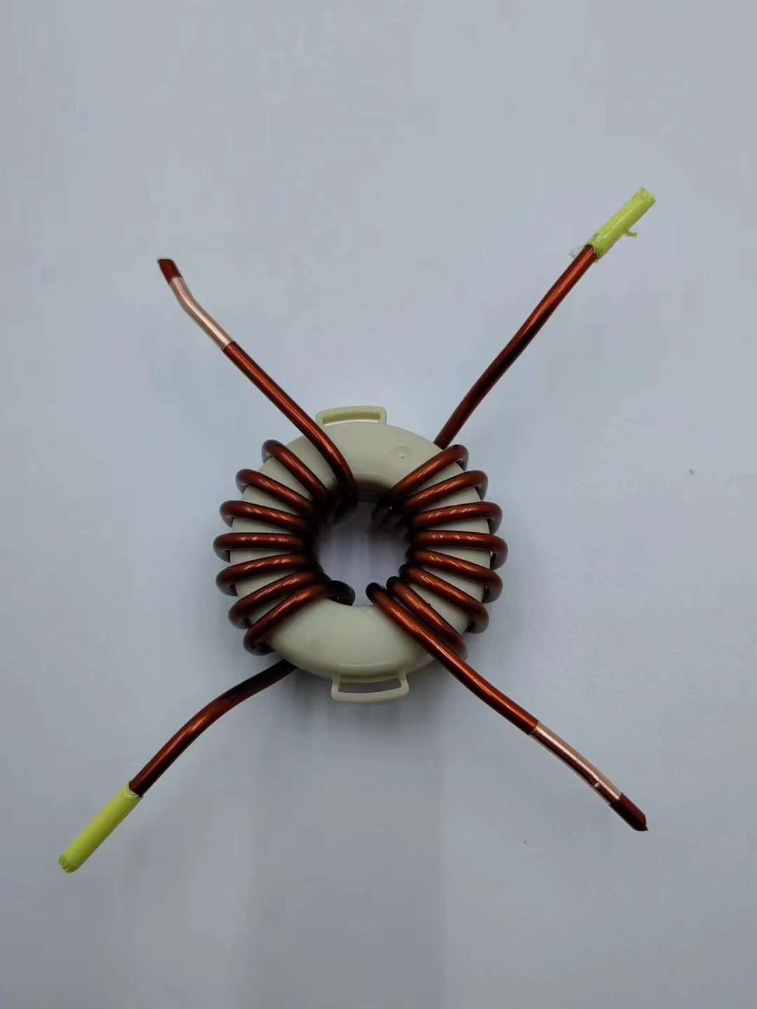2.5mm Copper Wire Common Mode Toroidal Coil Inductor Automatic Winding Peeling Taping Machine