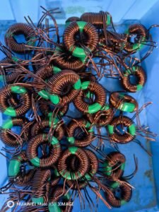 Double Stations Common Mode Toroidal Coil Inductor Vacuz Automatic Crochet Hook Winding Machine Equipment