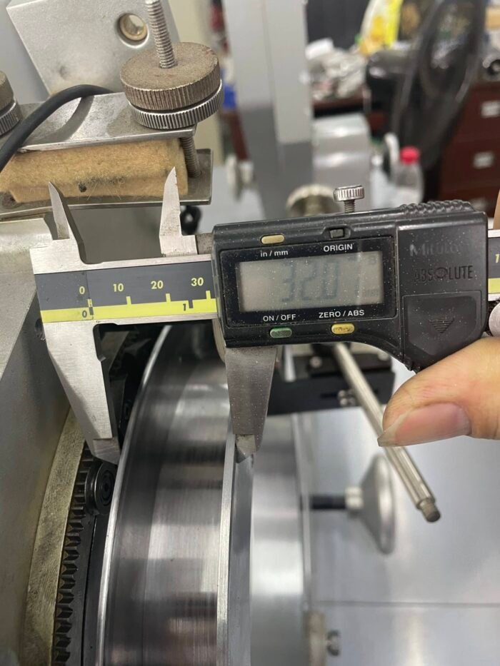 軍規級精密 Vacuz SP3 齒輪頭機架式全自動觸控螢幕程式大型環型線圈電感電流互感器繞線機