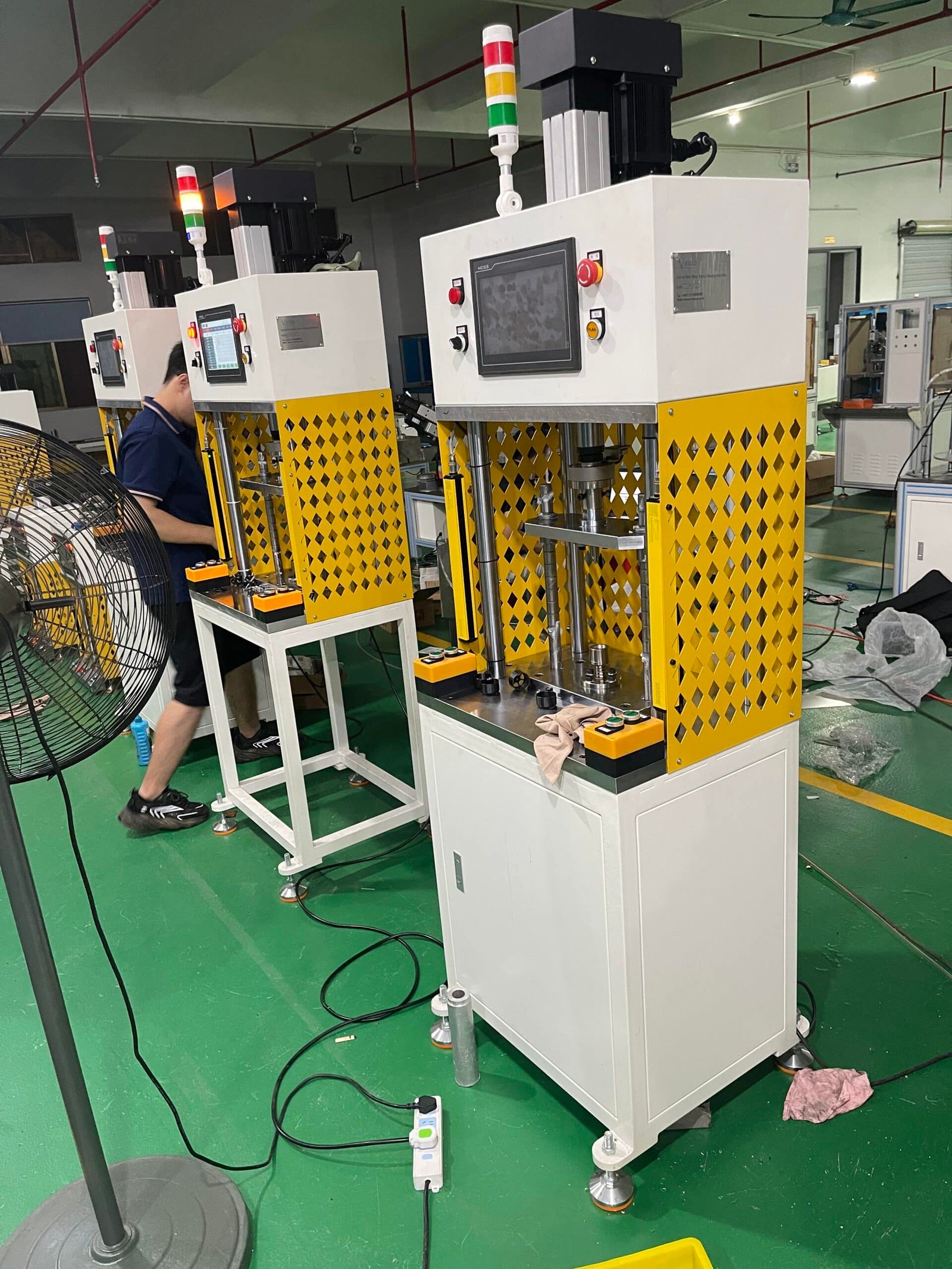 Vacuz R&D 4 Sets Servo Pressing Machines For UAV FPV Drone Motor Stator Coil Parts Assembly and Pressing