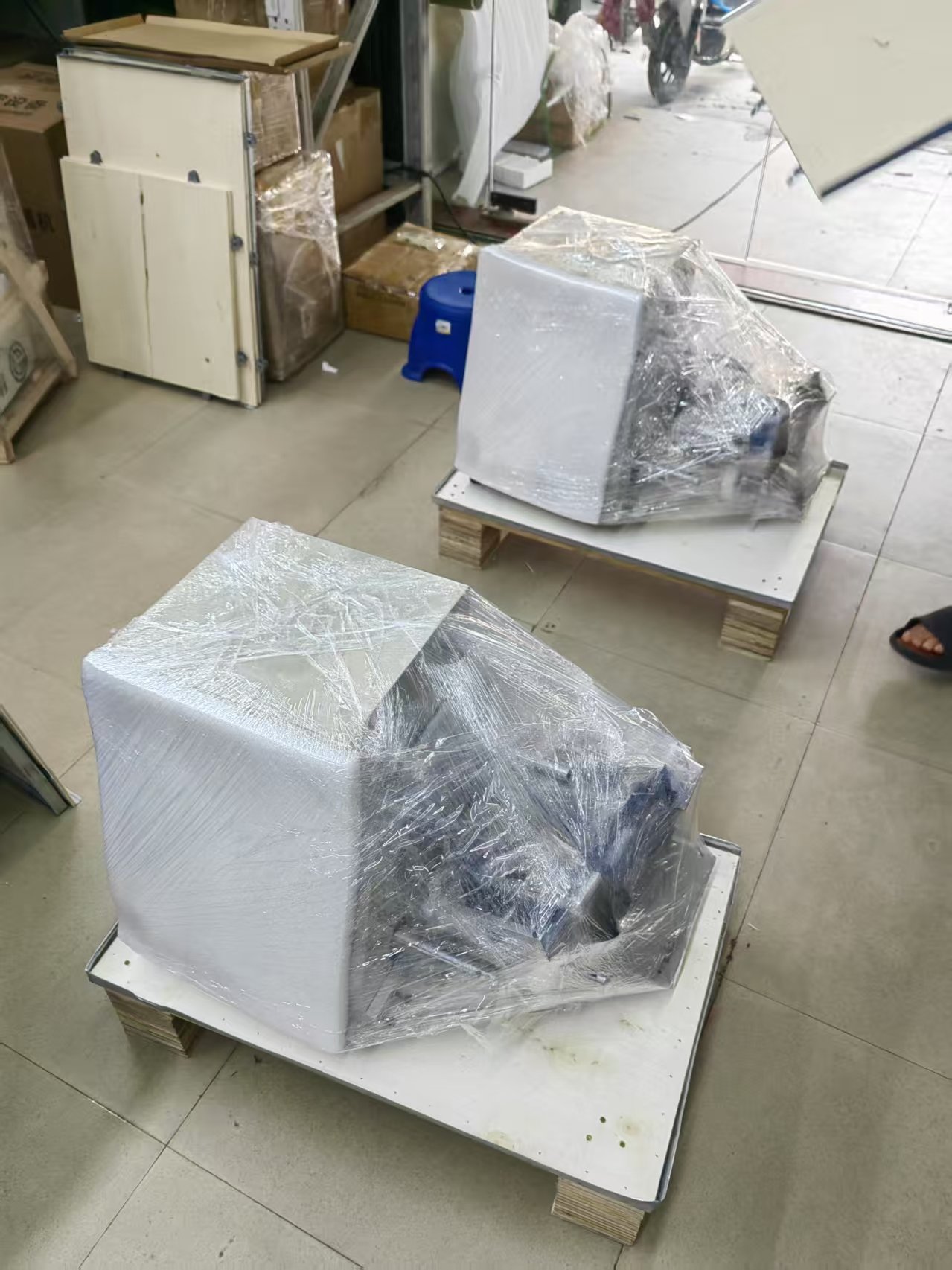 Vacuz Automatic Toroidal Inductor Coil Lead Wire Cutting Forming Machine + Transformer Coil Copper Foil Winding Machine Shipment