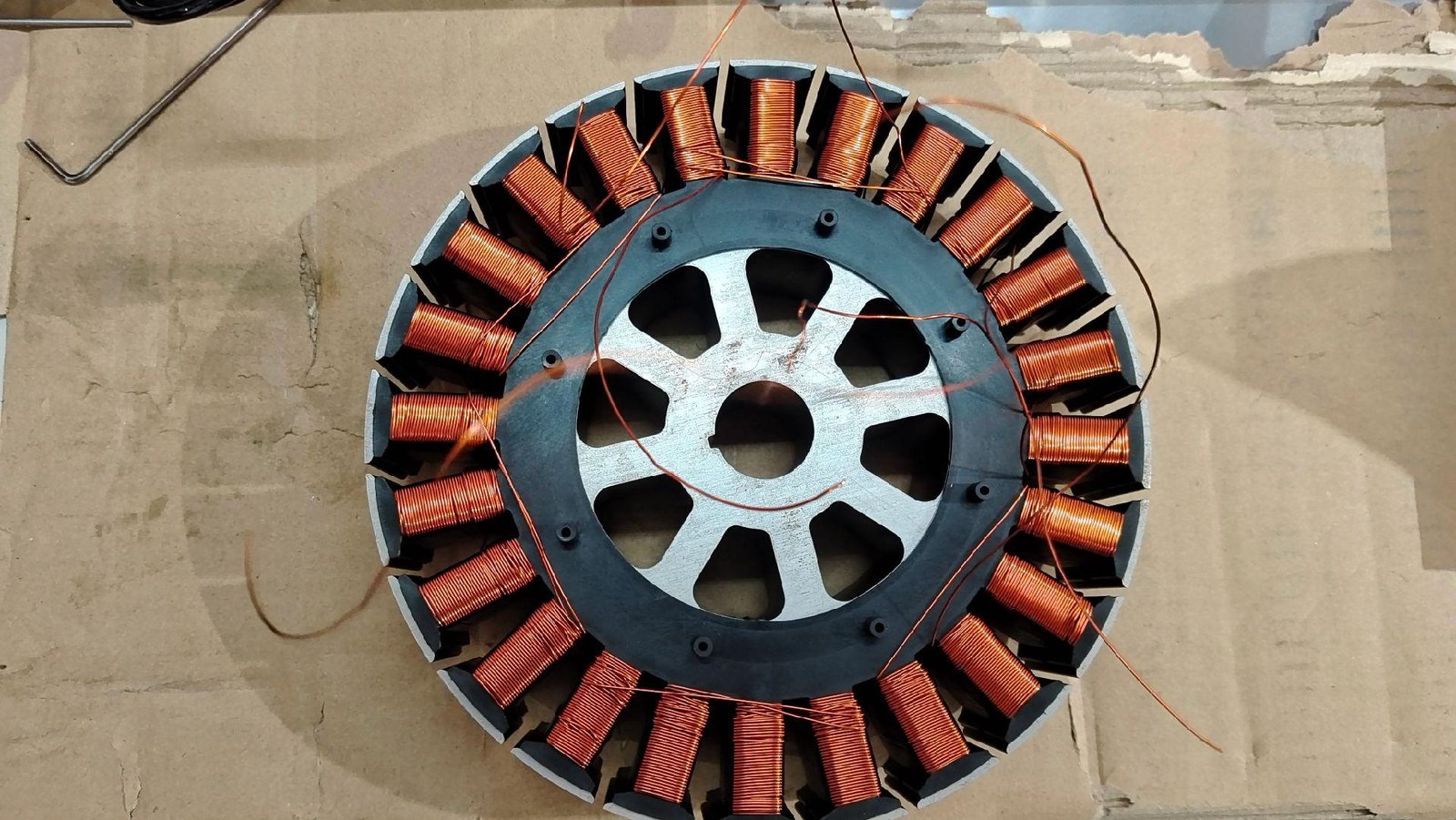 Vacuz Max OD 150mm Single Stations Automatic BLDC Roller Motor Outer Stator Coil Flying Fork Winding Machine