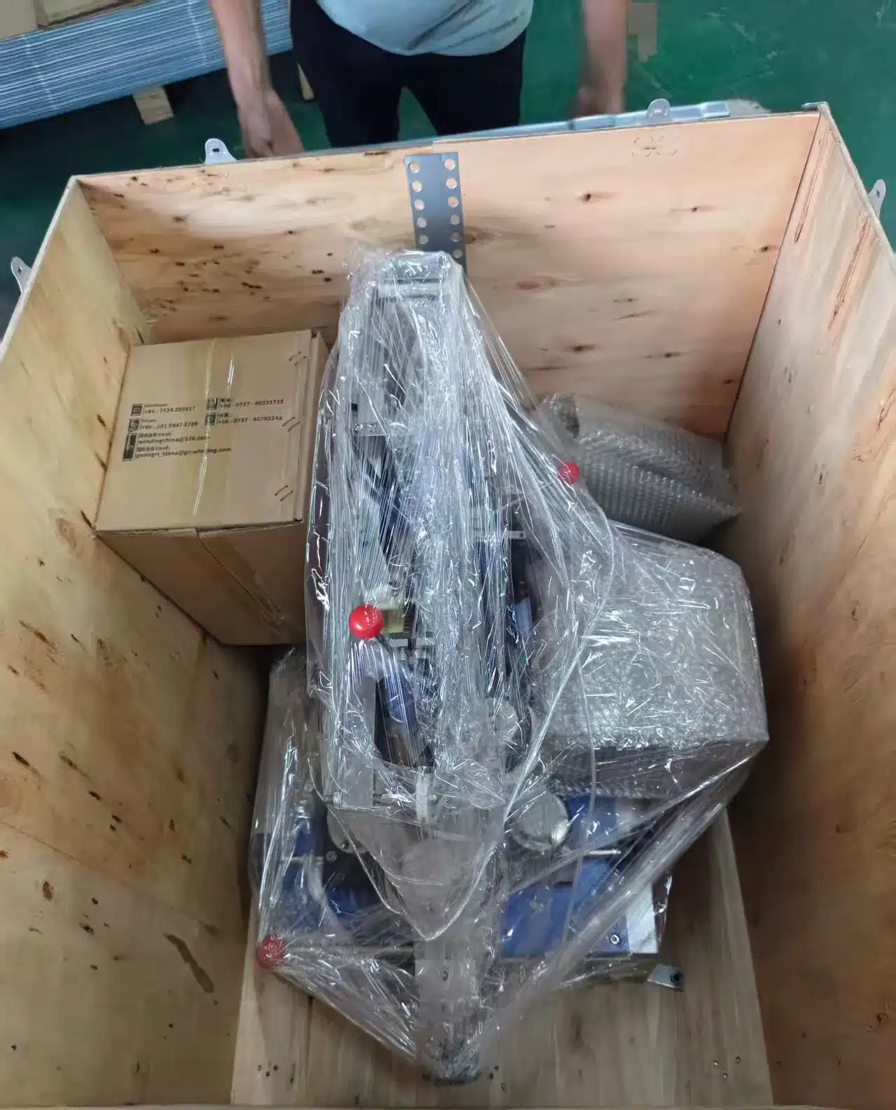 Vacuz Gear Head and 7 Inches Belt Type Semi Automatic Toroidal Core Inductor Winding Machine Shipping to India