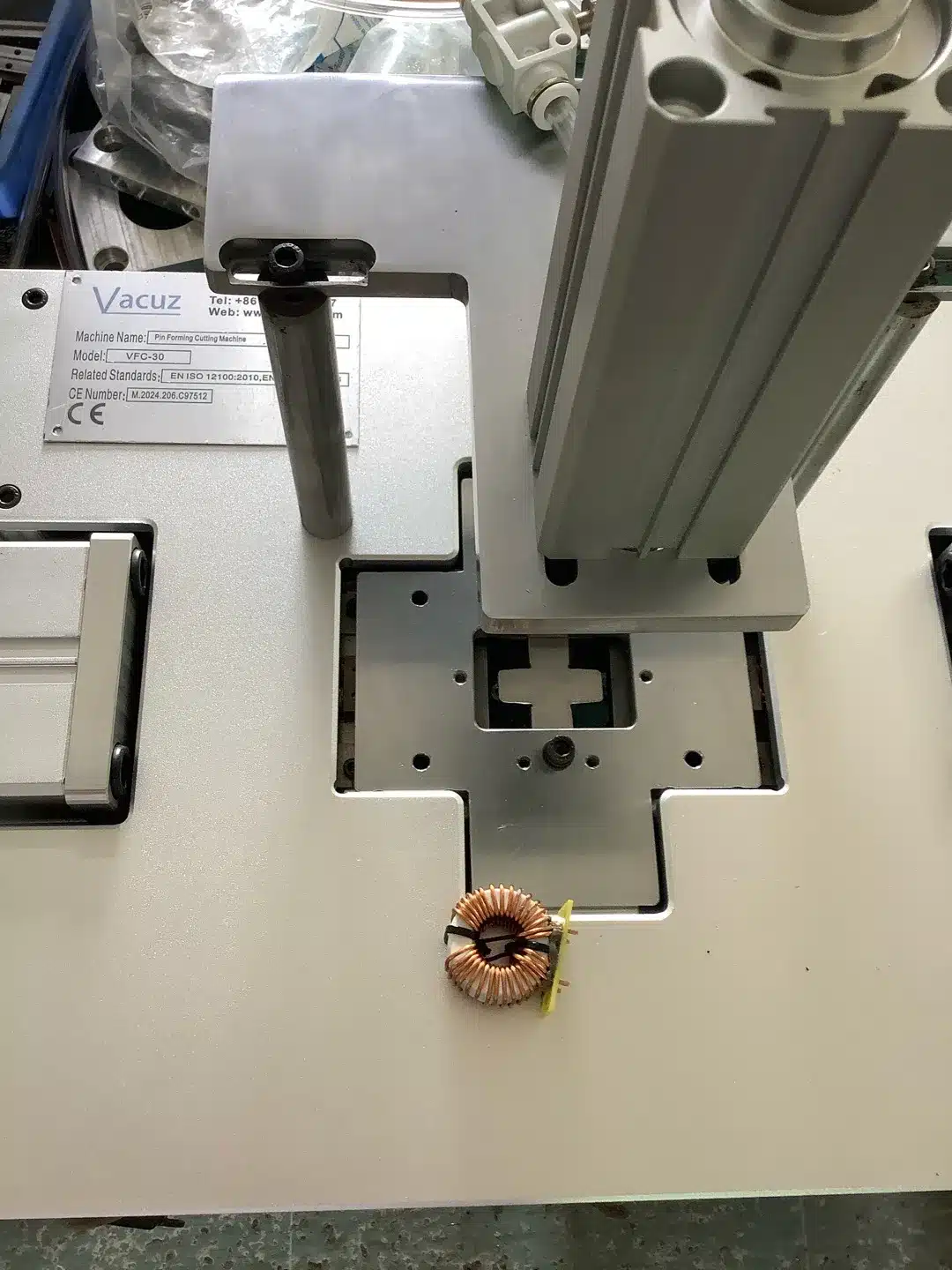 Vacuz R&D Automatic Common Mode Toroidal Inductor Coil Lead Wire Pin Cutting Forming Machine Shipping