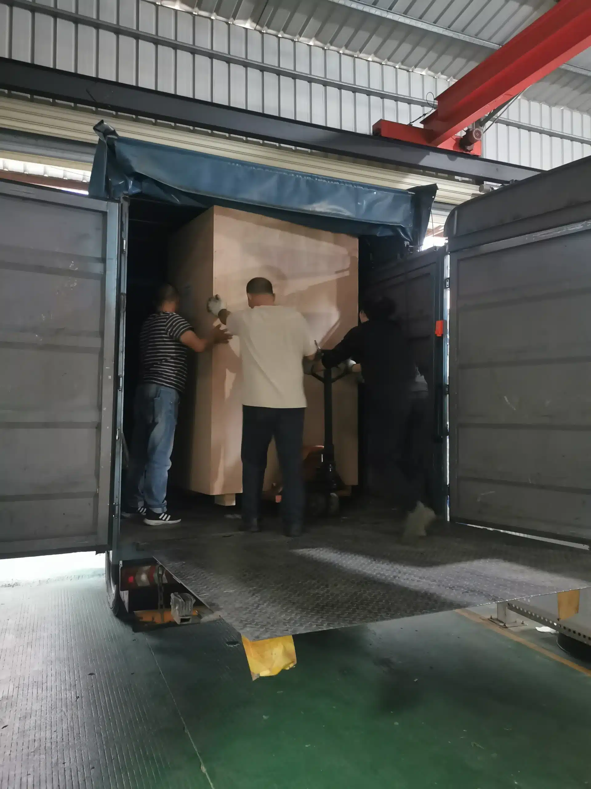 Vacuz 15 Tons Four Column Hydraulic Press Forming Machine For 31mm 35mm 42mm FPV Drone Stator Core Shaping