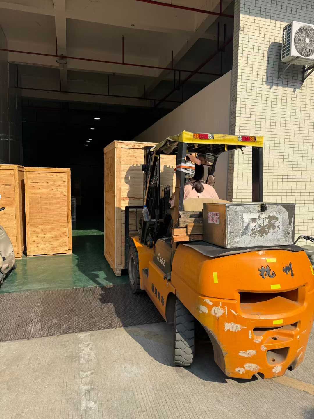 total 13 sets cooling fan motor stator core winding machines + bldc motor insulation paper insertion machines shipment 8