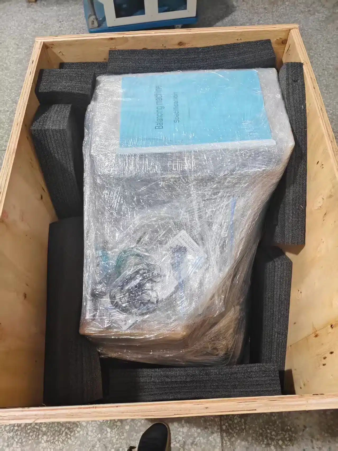 Vacuz Small External FPV Motor Rotor Dynamic Balancing Machine Equipment Shipping