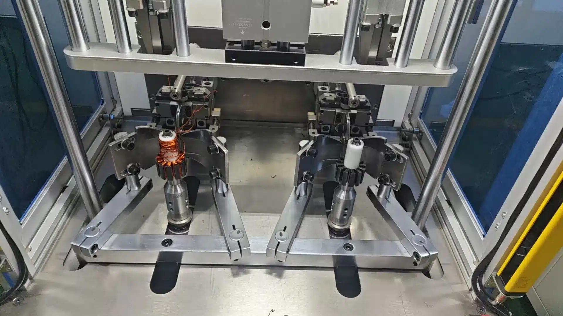 vacuz two stations stator winding machine+rotor ferrite core gluing magnets insertion machine+2 sets servo press machines+rotor balancing machine shipment 1