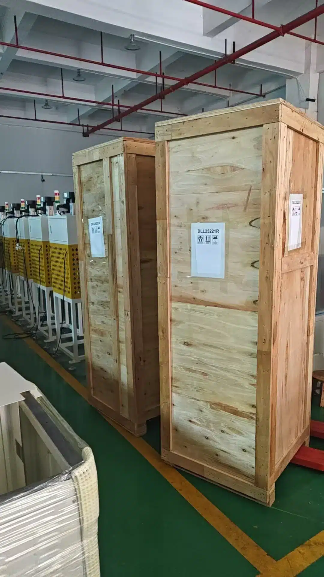 vacuz two stations stator winding machine+rotor ferrite core gluing magnets insertion machine+2 sets servo press machines+rotor balancing machine shipment 4