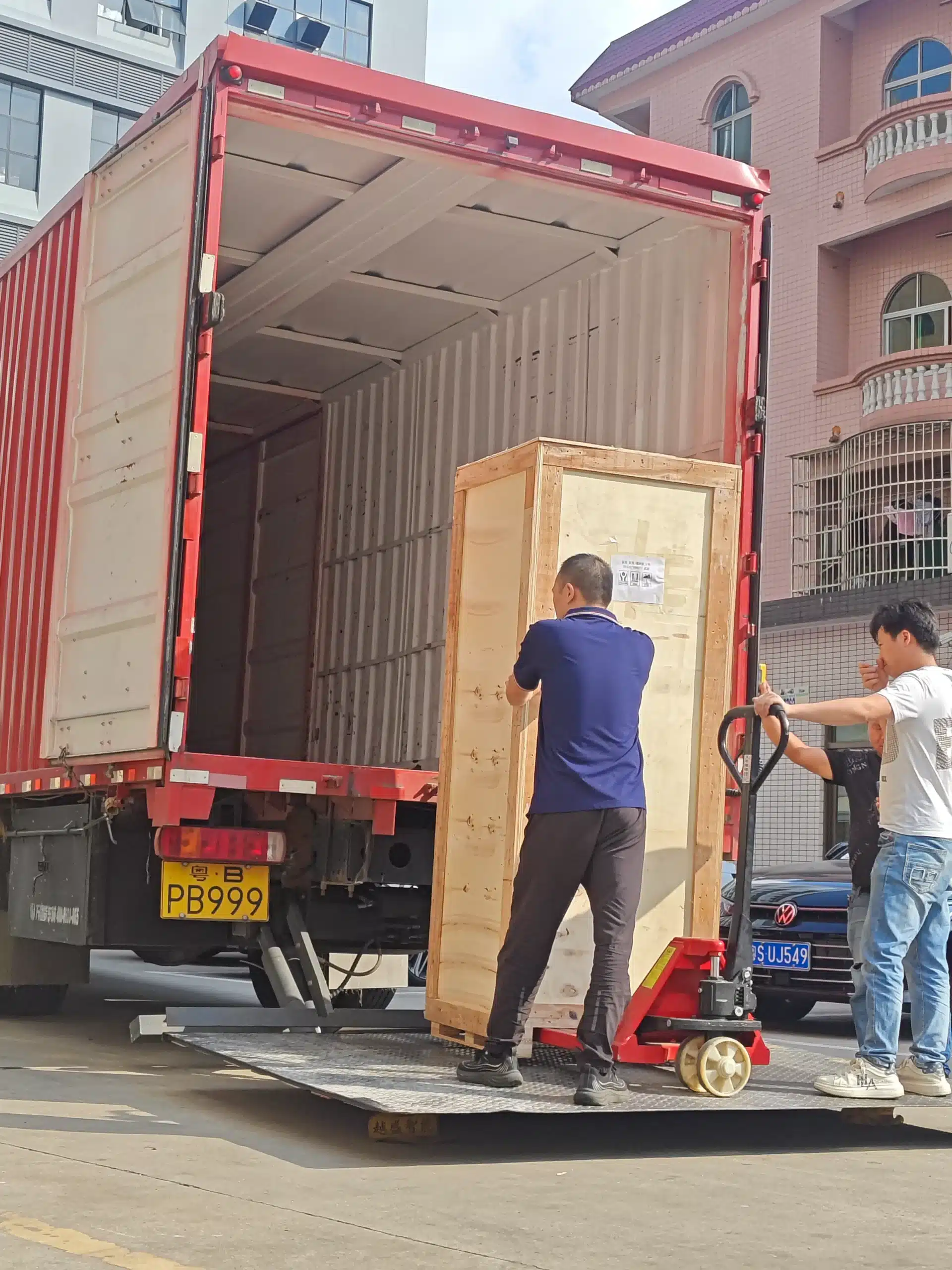 vacuz bldc stator winding machine+rotor gluing magnets insert machine+servo press machine+rotor balancing machine shipping 8